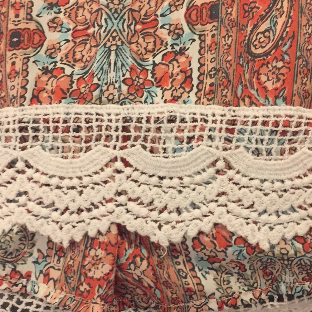 Flower Patterned Tank - Picture 4 of 5